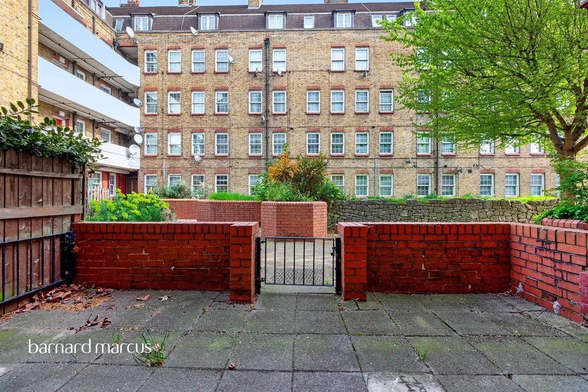 Doddington Grove, London