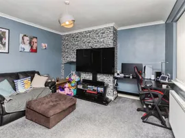 Friar Court, Bradford thumb 3