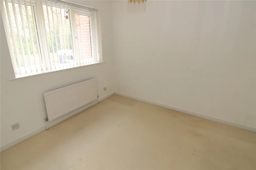Property carousel item 11
