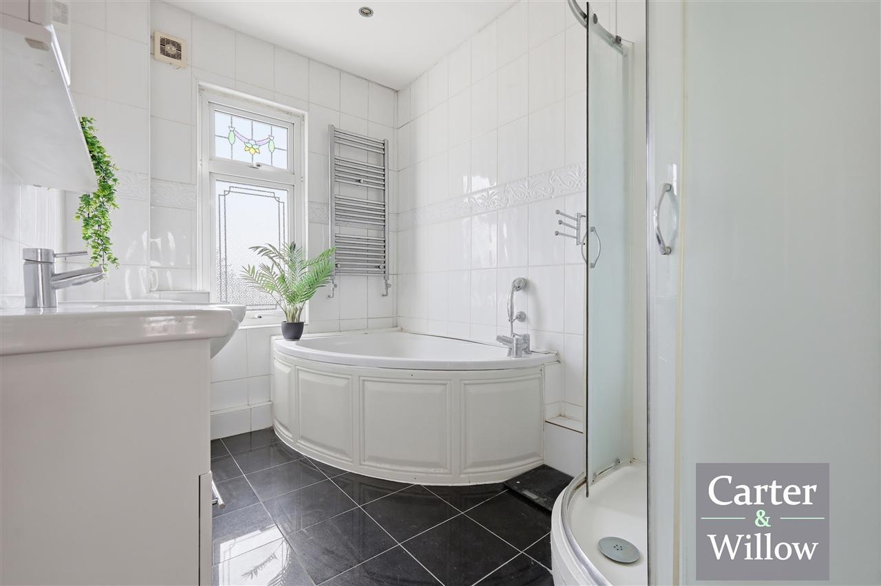 Morrab Gardens, Ilford, Essex Image 18