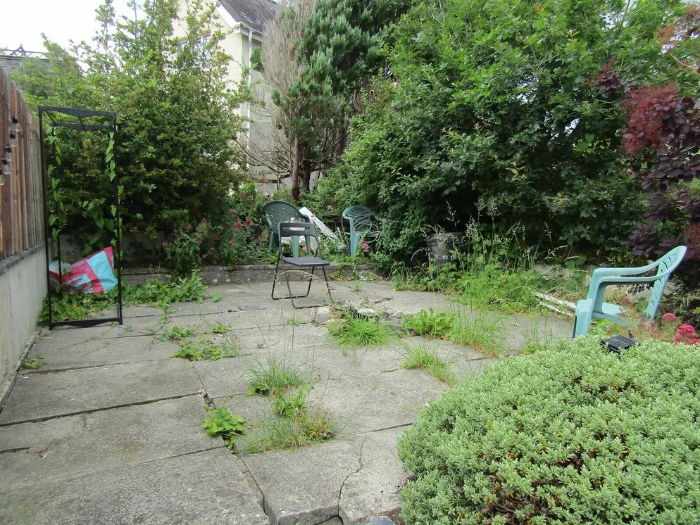 Property carousel item 16