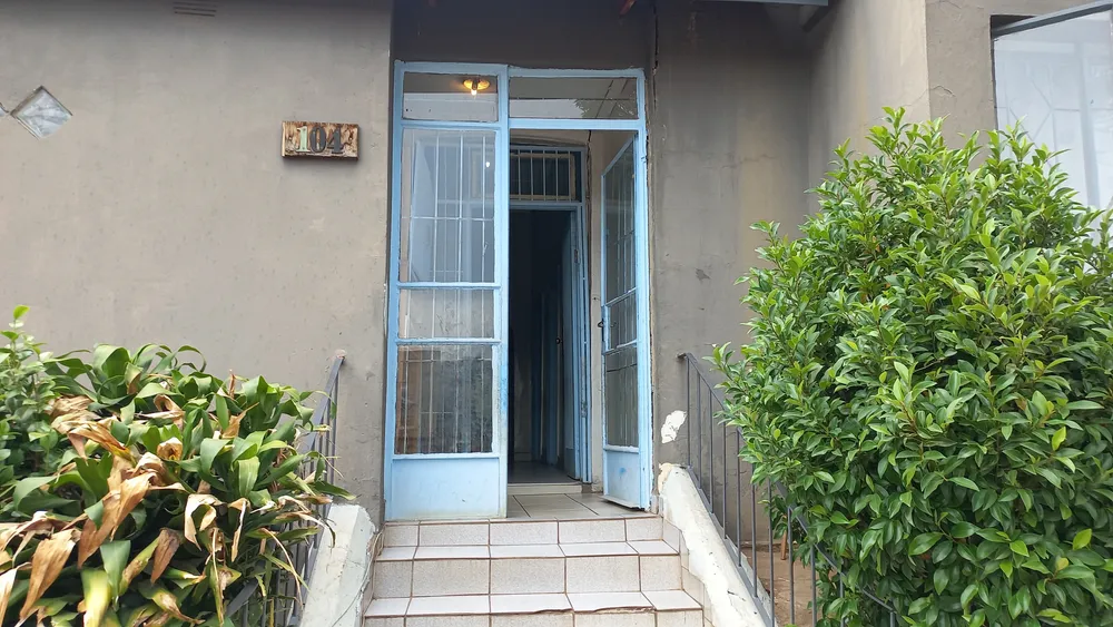 South Africa, Gauteng, Judiths Paarl, Kimberley road, 104