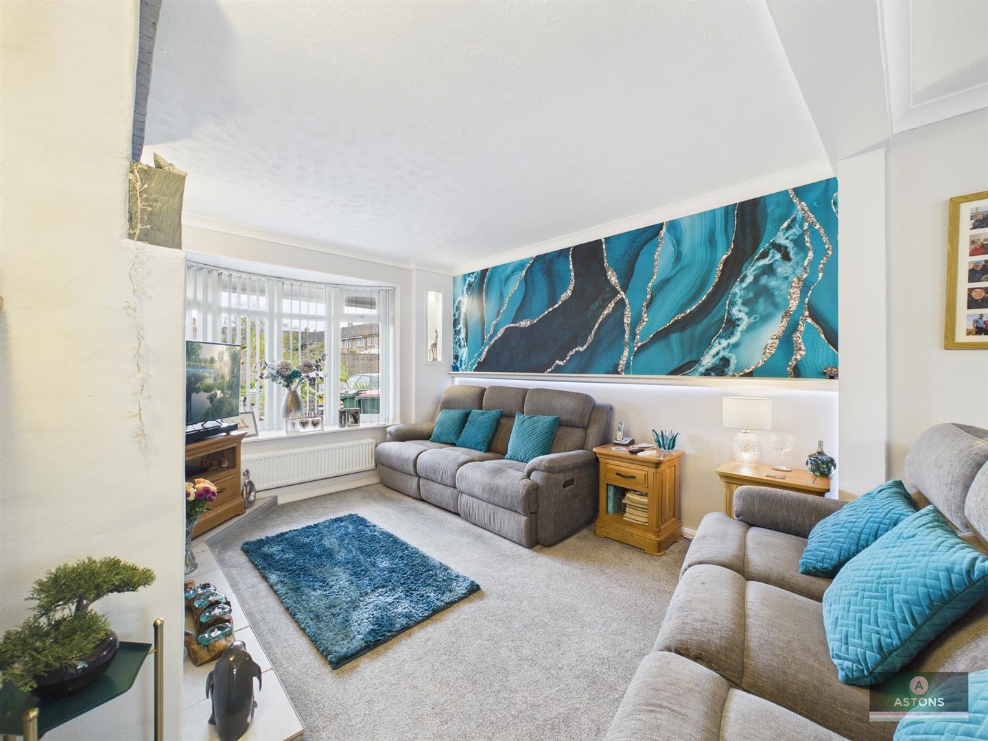 Lincoln Close, Tilgate, Crawley Image 12