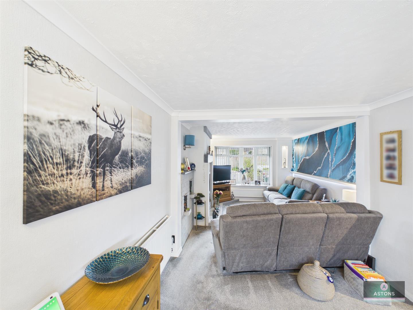Lincoln Close, Tilgate, Crawley Image 13