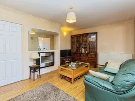 Anton Way, Hawkslade, AYLESBURY thumb 3