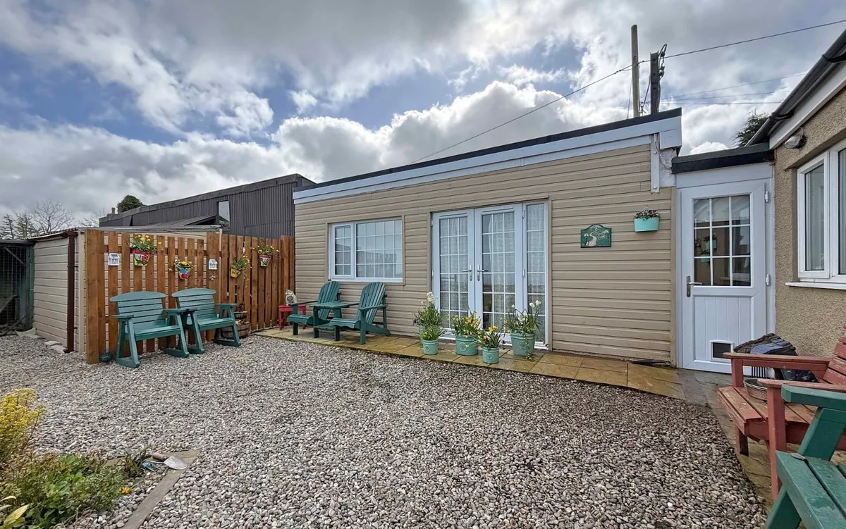 Upper Llandwrog, Caernarfon, Gwynedd, LL54