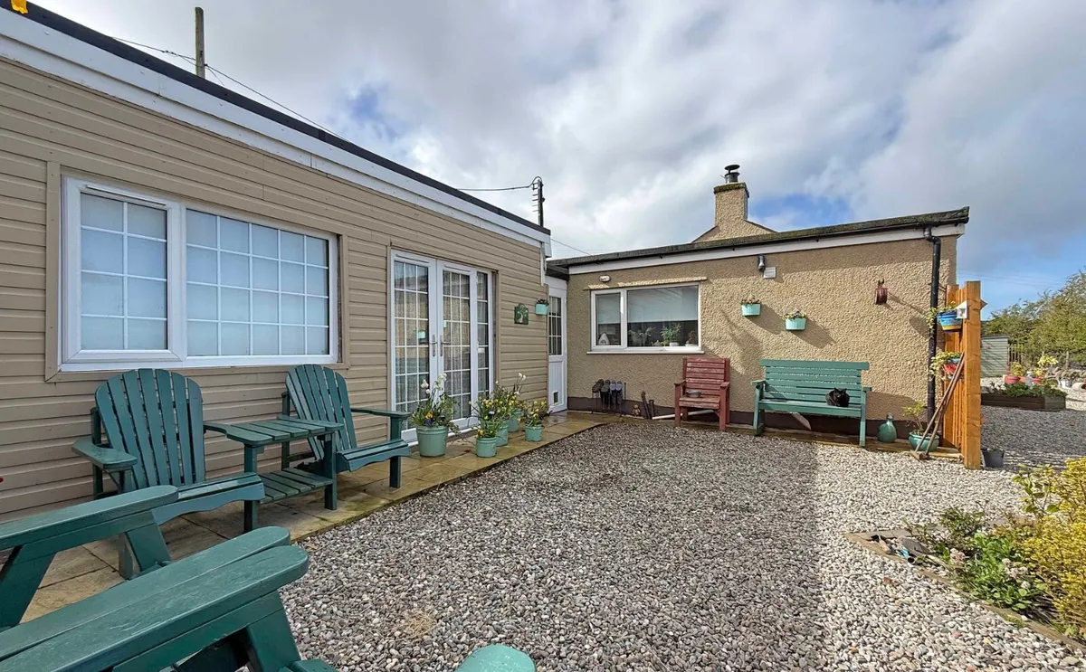 Upper Llandwrog, Caernarfon, Gwynedd, LL54