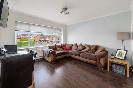 Hillside Road, Hale, WA15