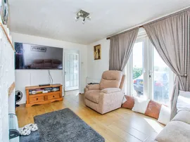 Lowgate, Holbeach, Spalding thumb 3