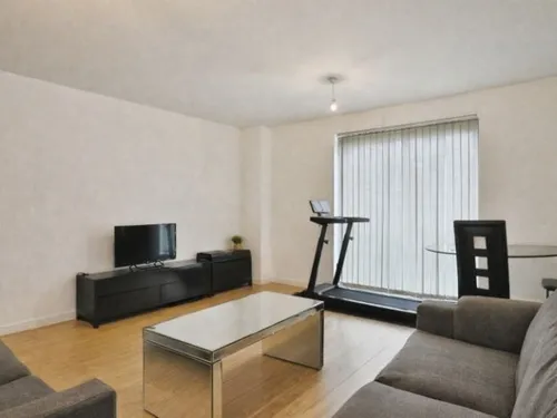 Bouverie Court, Leedsphoto