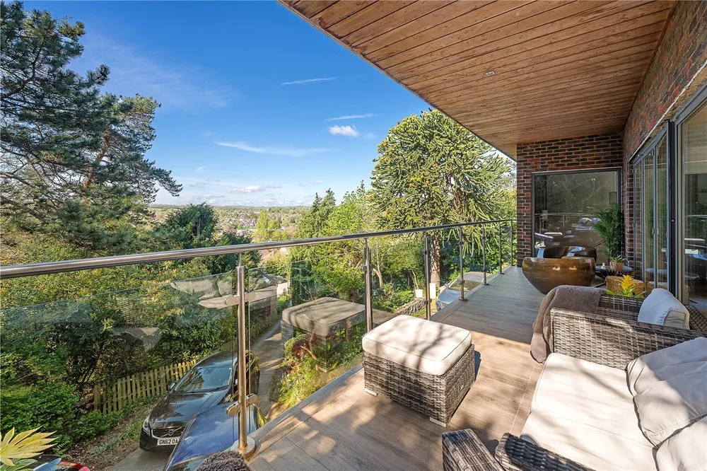 Robins Grove, West Wickham, BR4