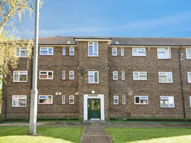 Montgomery Crescent, Romford photo