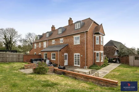 Lane Farm, The Lane, LU7