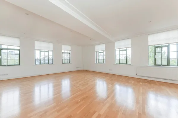 Somerville Avenue, London, SW13 photo 3