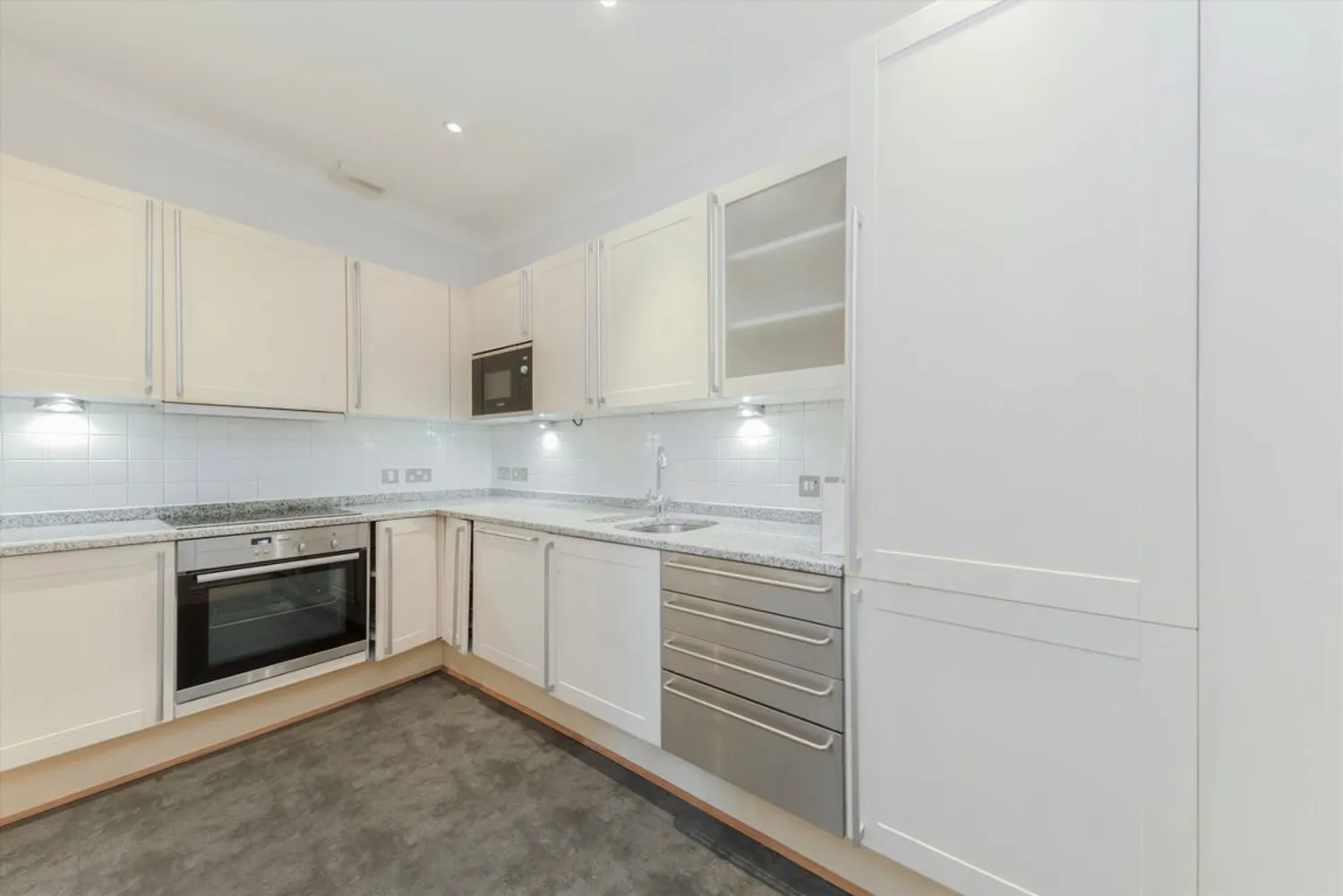 Somerville Avenue, London, SW13 photo 4