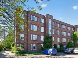 Rosemary Gardens, Mortlake, London photo