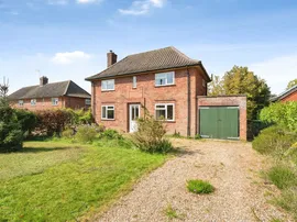 Barons Close, Fakenham photo