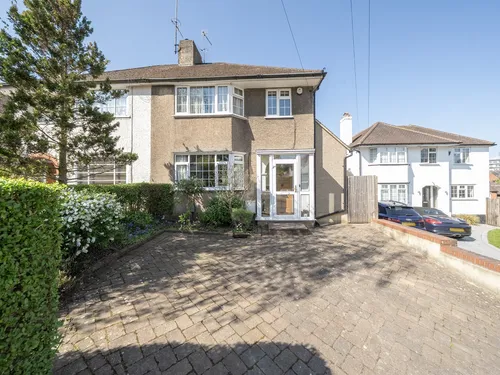 Dickens Close, St. Albansphoto