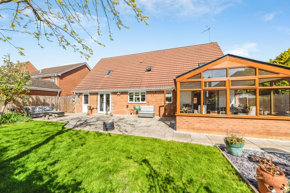 Property photo 8
