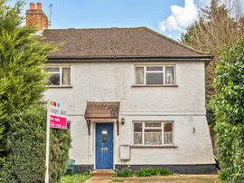 Desborough Crescent, Maidenhead photo