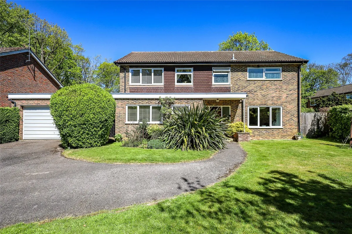 Highfield Gardens, Liss, Hampshire, GU33