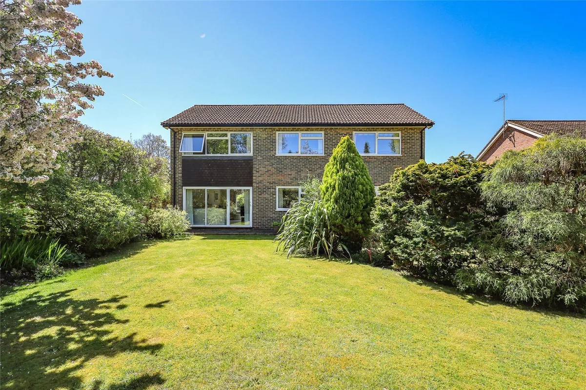 Highfield Gardens, Liss, Hampshire, GU33