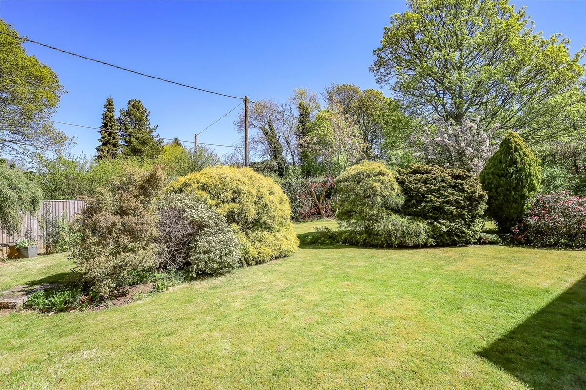 Highfield Gardens, Liss, Hampshire, GU33