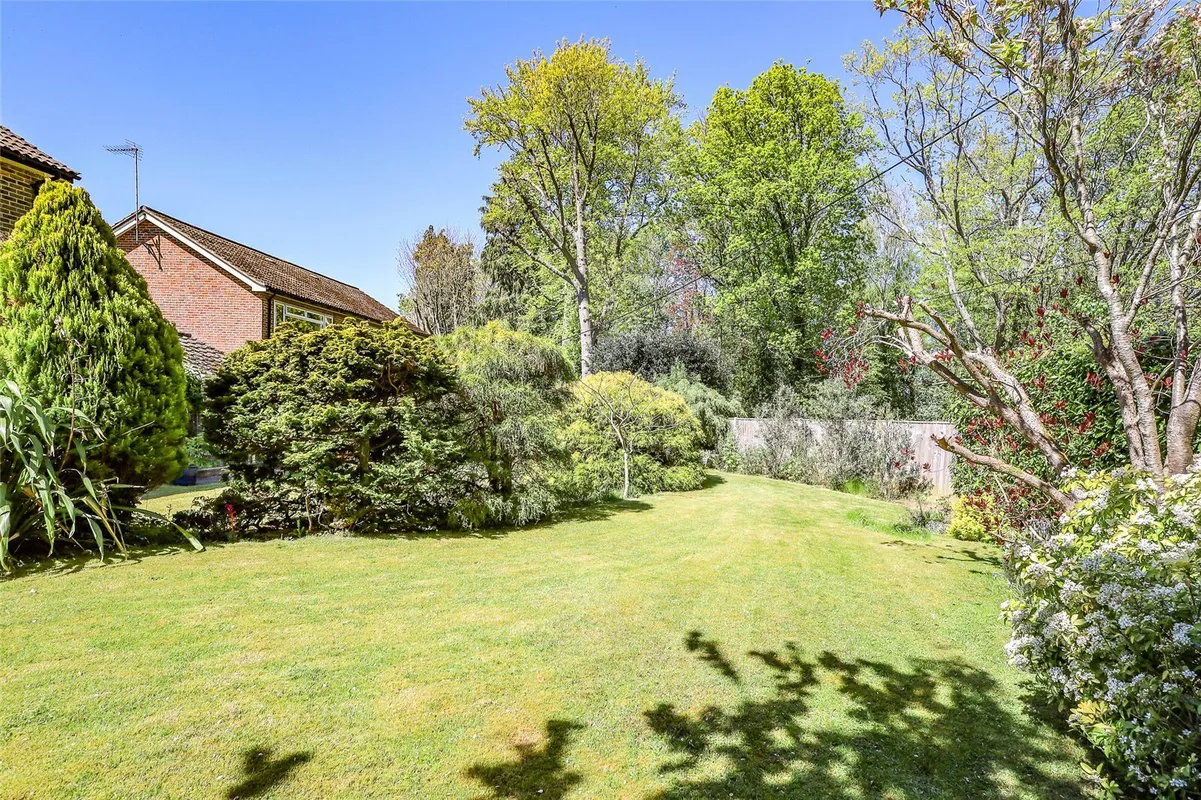 Highfield Gardens, Liss, Hampshire, GU33