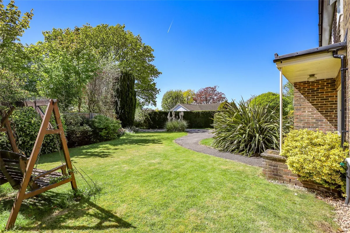 Highfield Gardens, Liss, Hampshire, GU33