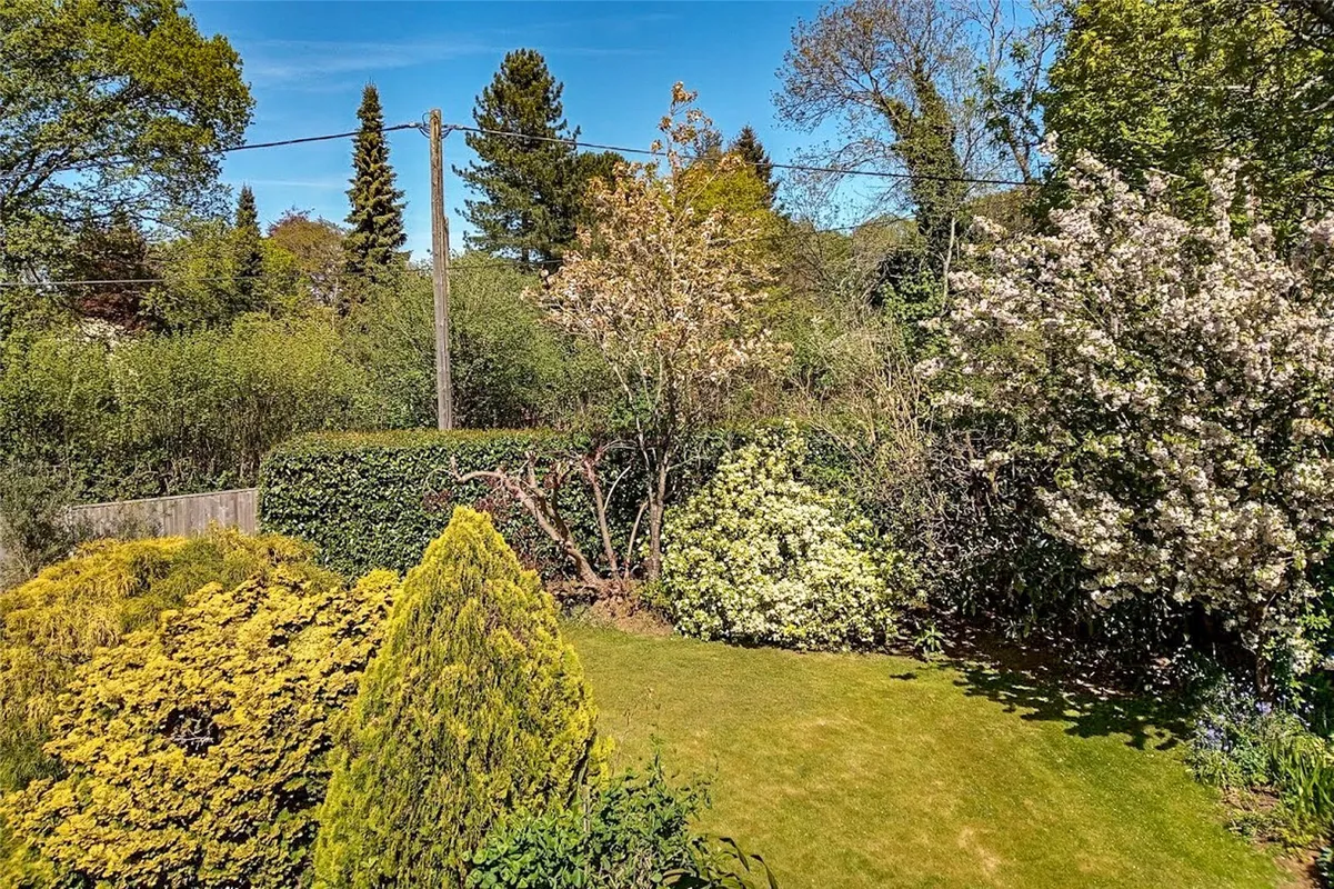 Highfield Gardens, Liss, Hampshire, GU33