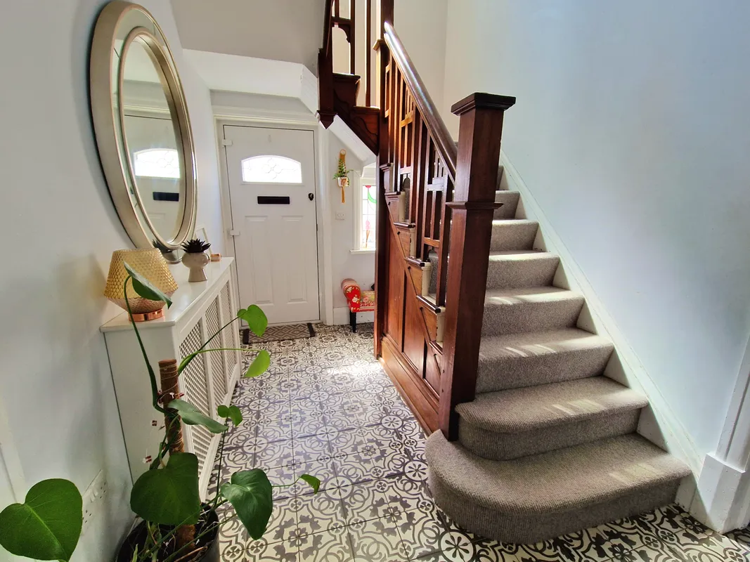 LOUGHER GARDENS, PORTHCAWL, CF36 3BJ