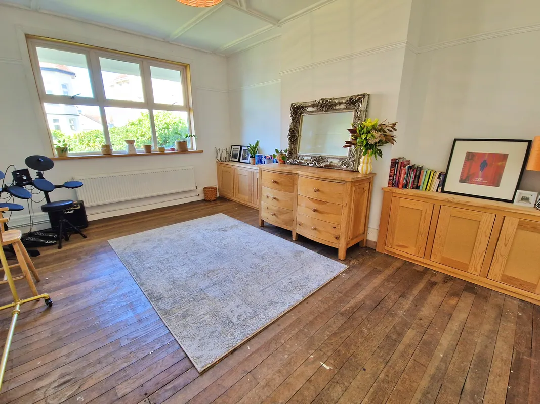 LOUGHER GARDENS, PORTHCAWL, CF36 3BJ
