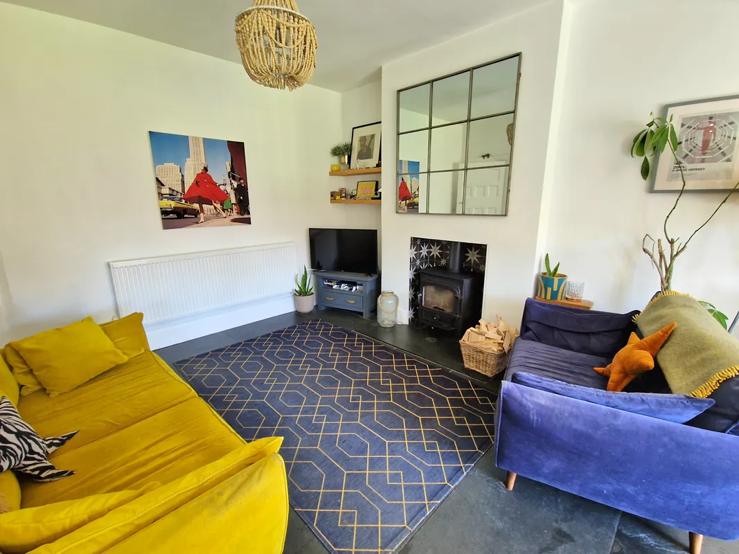 LOUGHER GARDENS, PORTHCAWL, CF36 3BJ