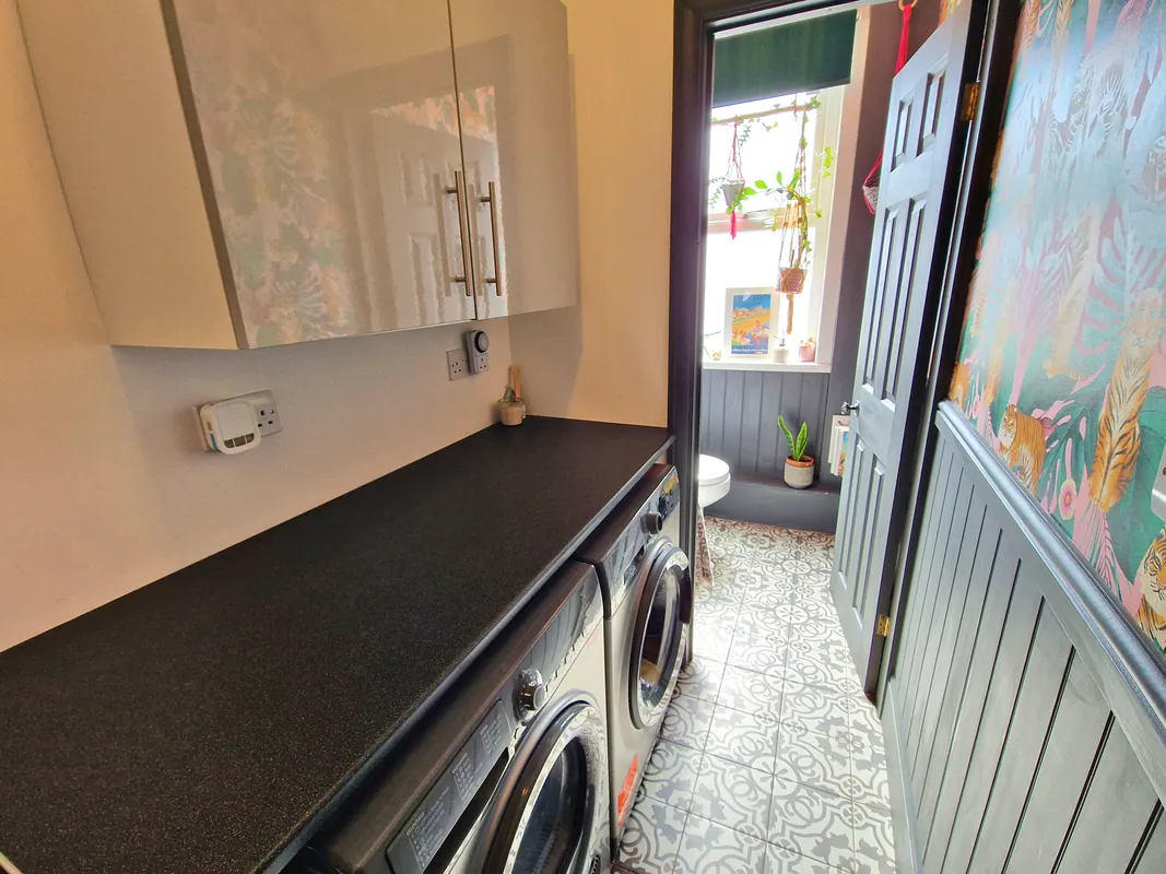 LOUGHER GARDENS, PORTHCAWL, CF36 3BJ