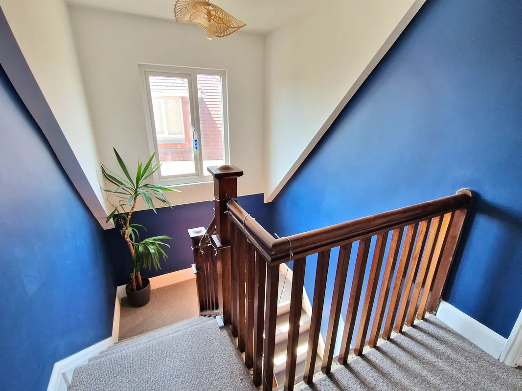 LOUGHER GARDENS, PORTHCAWL, CF36 3BJ