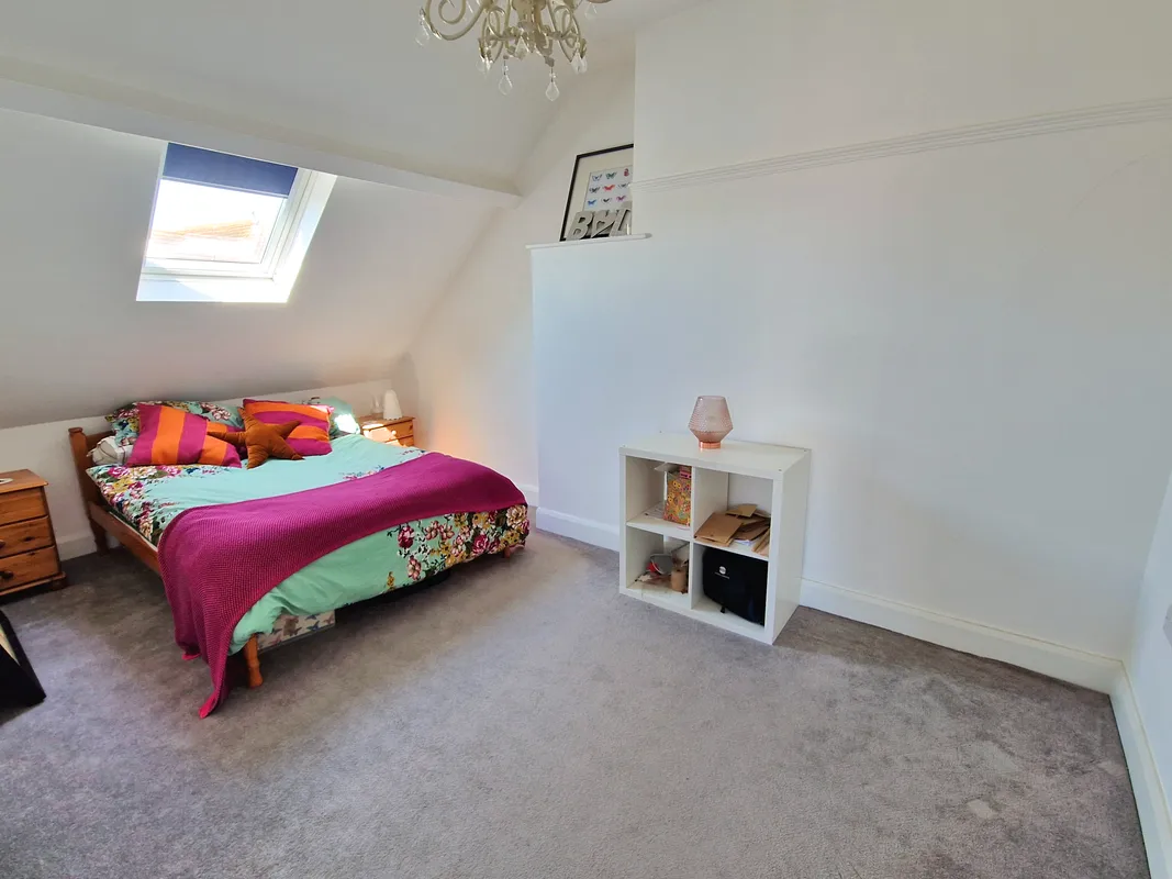 LOUGHER GARDENS, PORTHCAWL, CF36 3BJ