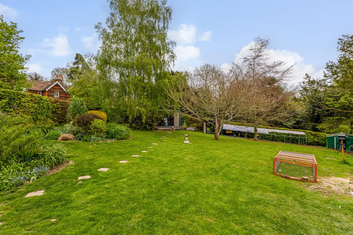 Broomehall Road, Coldharbour, RH5 photo 5