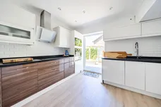 Woodland Road, Tunbridge Wells, TN4 photo 3