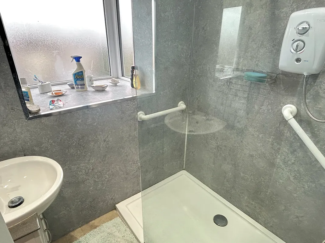 CLEVIS CRESCENT, NEWTON, PORTHCAWL, CF36 5NY