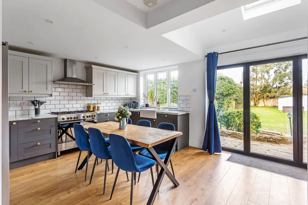 Court Avenue, Coulsdon, CR5