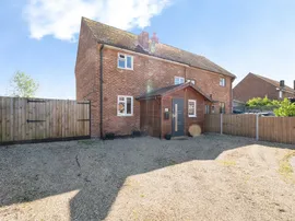 Halifax Crescent, Sculthorpe, Fakenham photo
