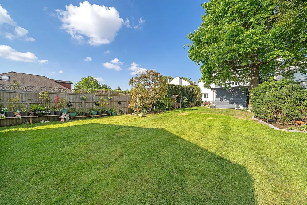 Hayes Lane, Beckenham, BR3