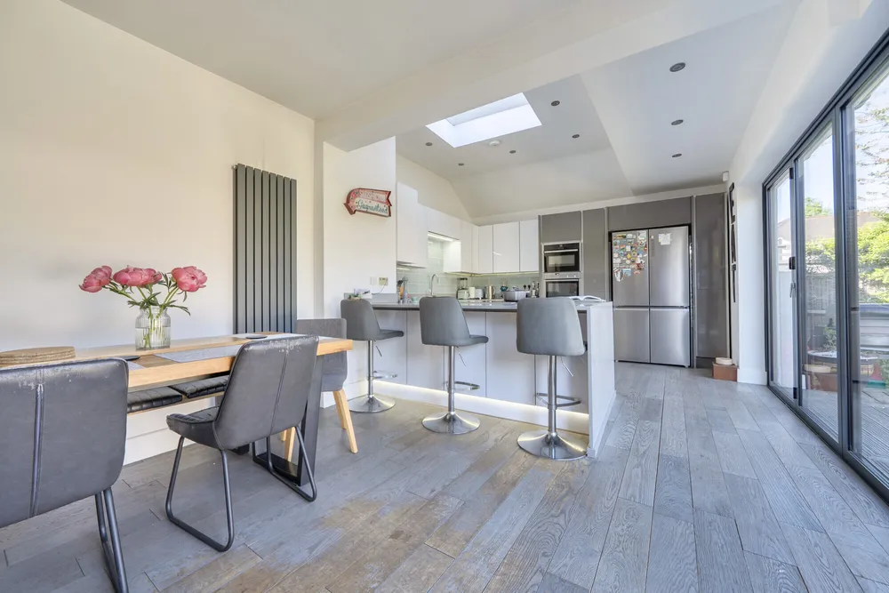 Myddelton Park, Whetstone, N20