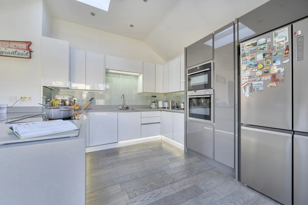 Myddelton Park, Whetstone, N20