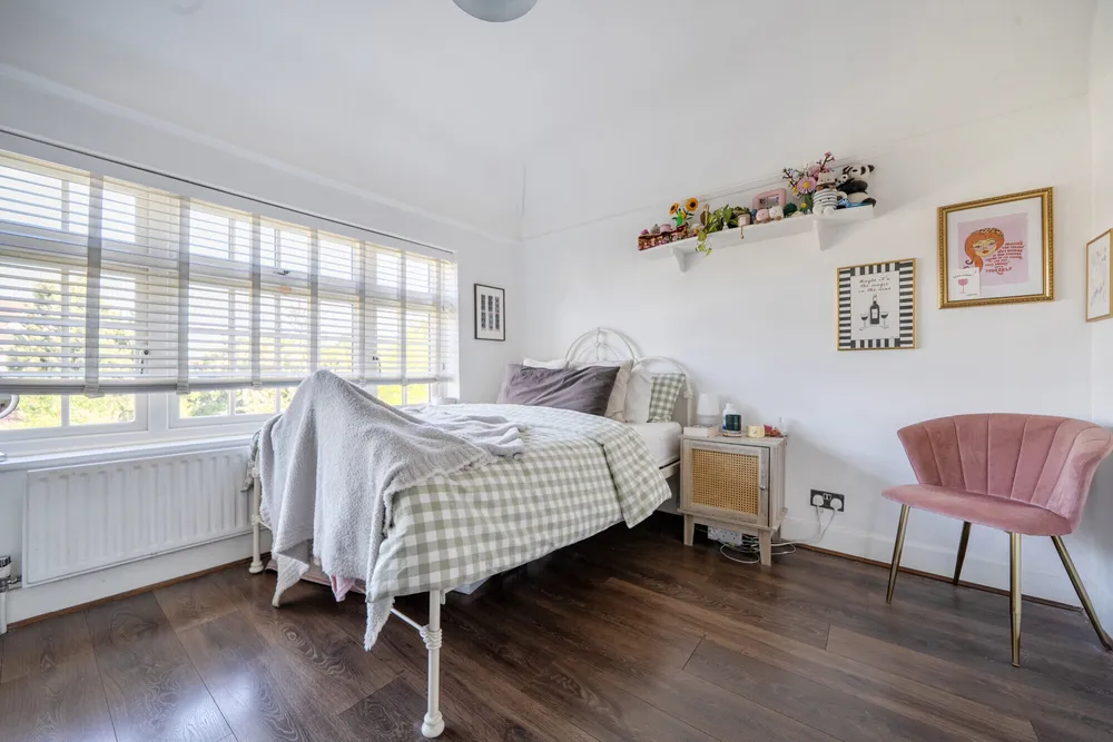 Myddelton Park, Whetstone, N20