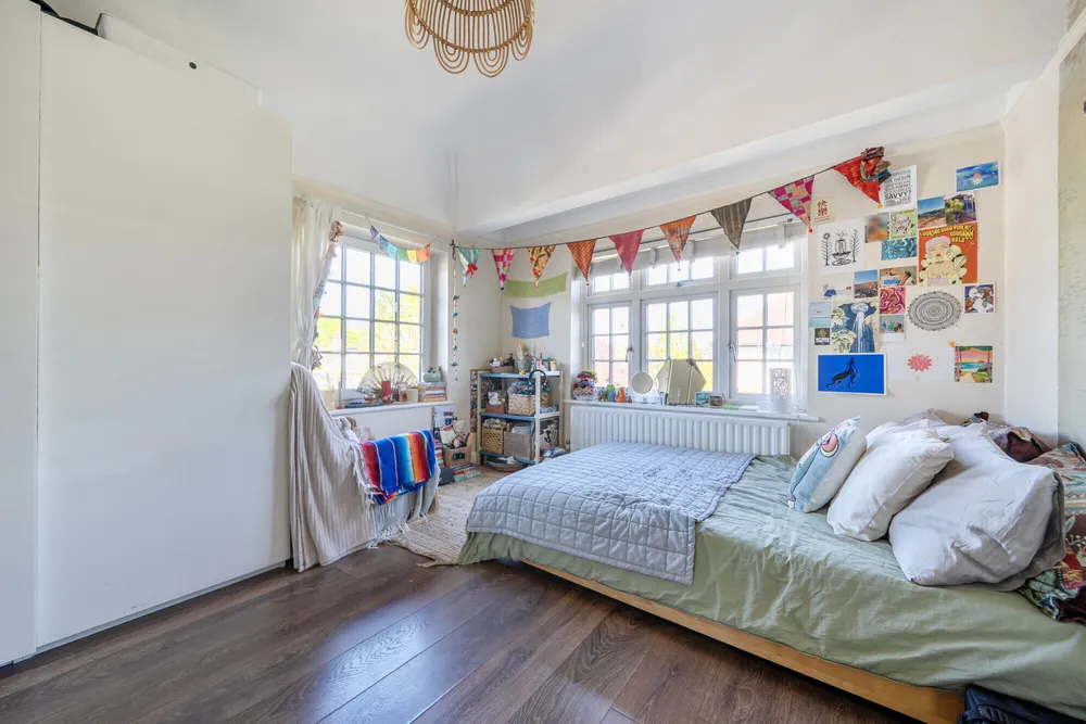 Myddelton Park, Whetstone, N20