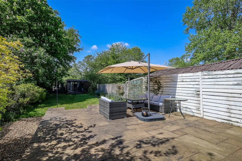 Property carousel item 15