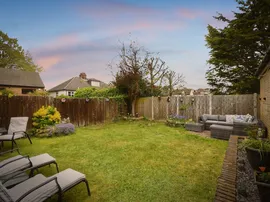Conifer Drive, Warley, Brentwood thumb 2