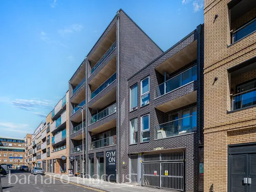 Chatfield Road, LONDONphoto
