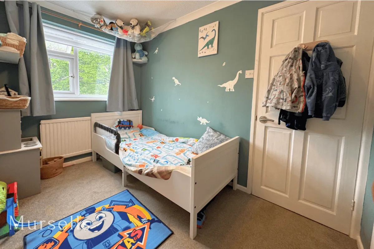 Sandpiper Close, Poole, BH17